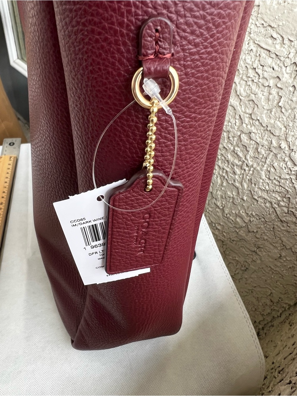 Coach Hadley Large Shoulder Leather Shoulder Bag in Burgundy - Picture 5 of 6